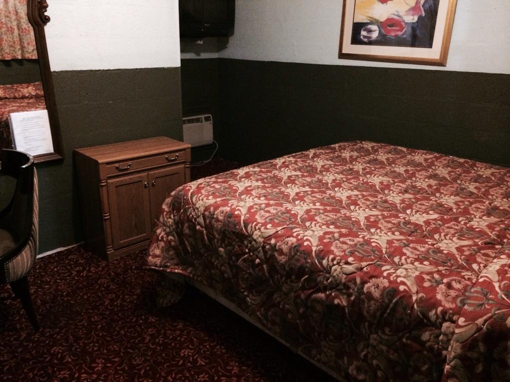 Lido Motel Kingman Phòng bức ảnh